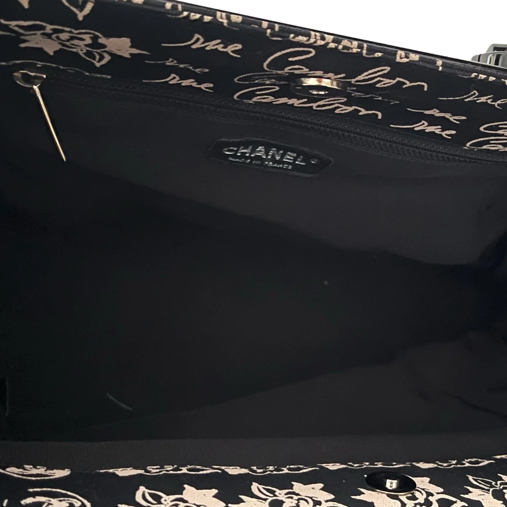 Chanel Black Canvas Logo Shoulder Bag - Image 4