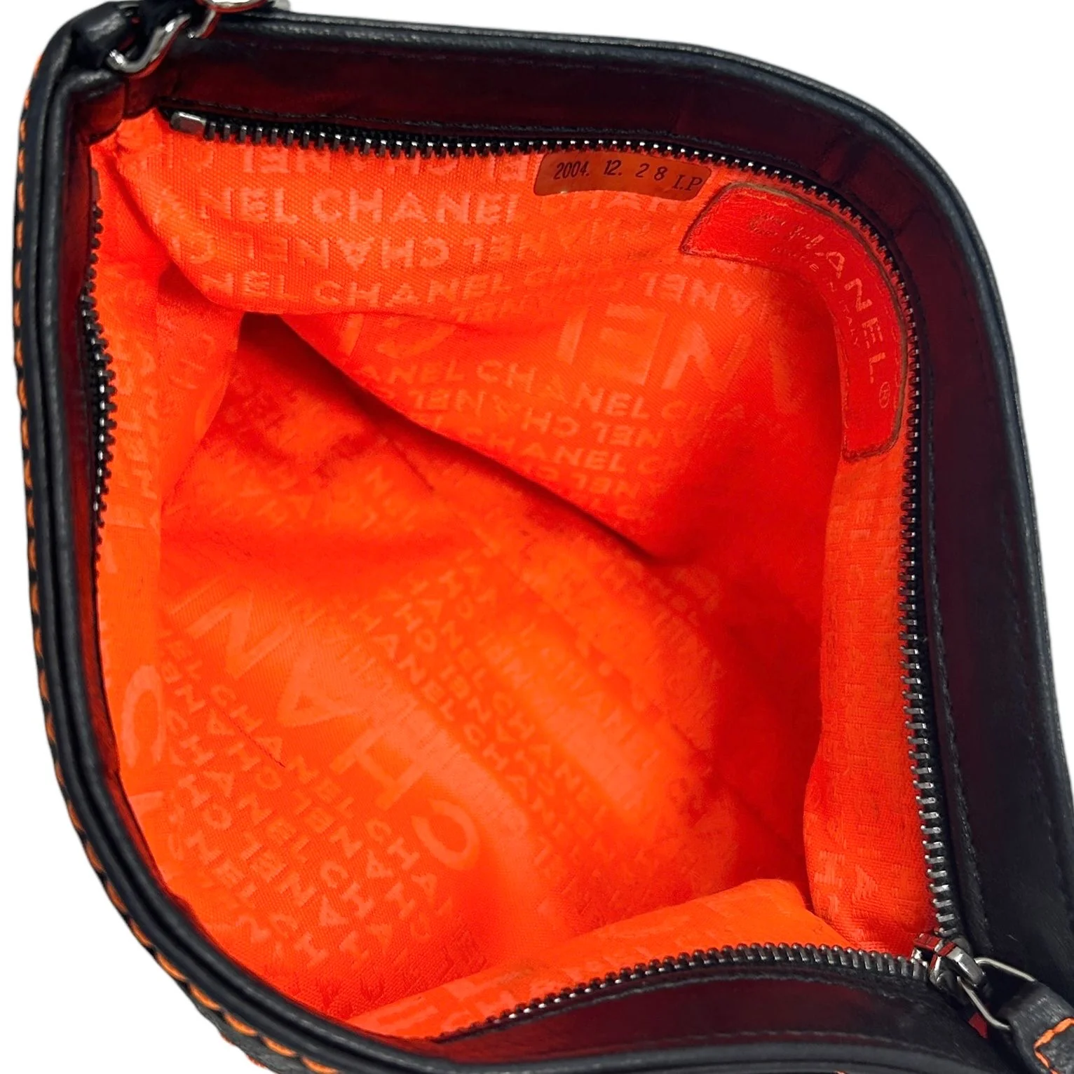 Chanel Black Leather Stitched Shoulder Bag - Image 3