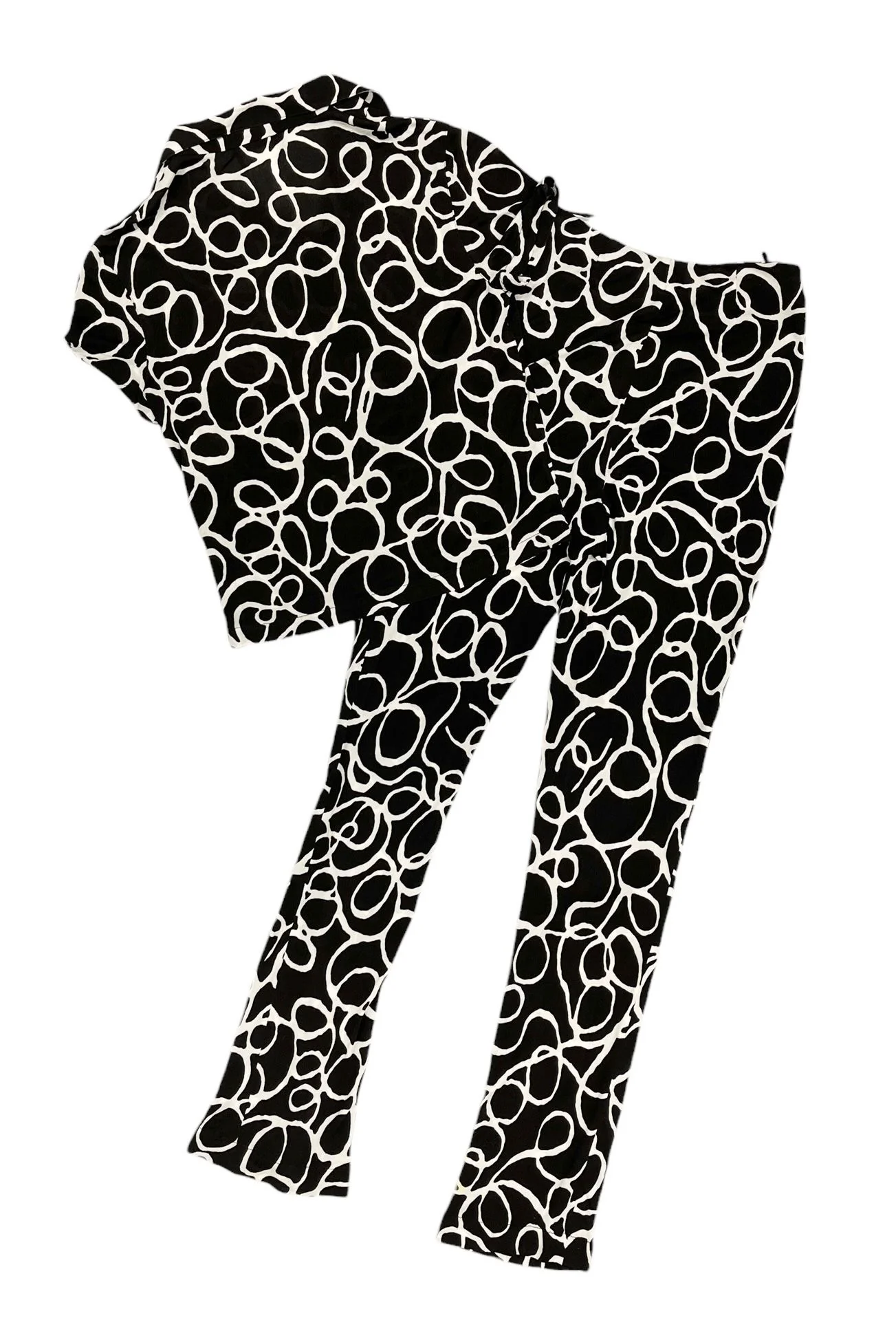 Chanel Black + White Logo Print Set - Image 2