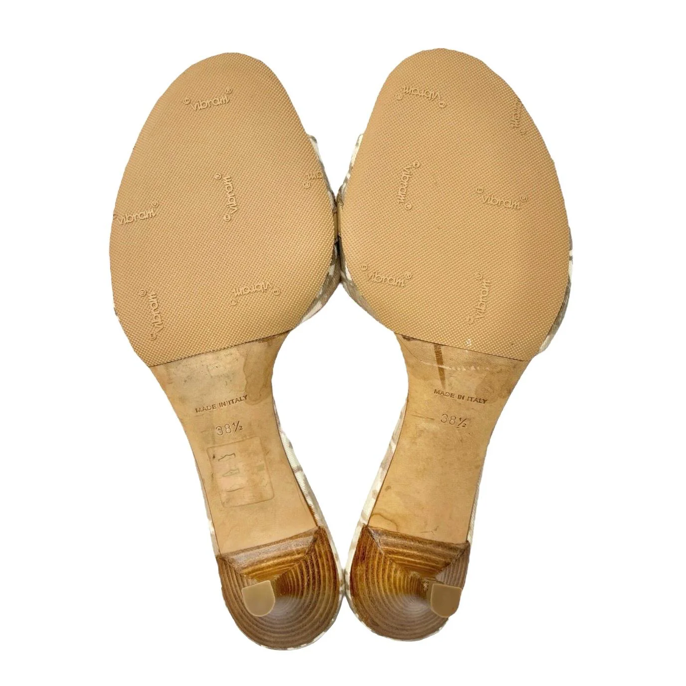 Dior Tan Logo Heart Lock Heels - Image 4