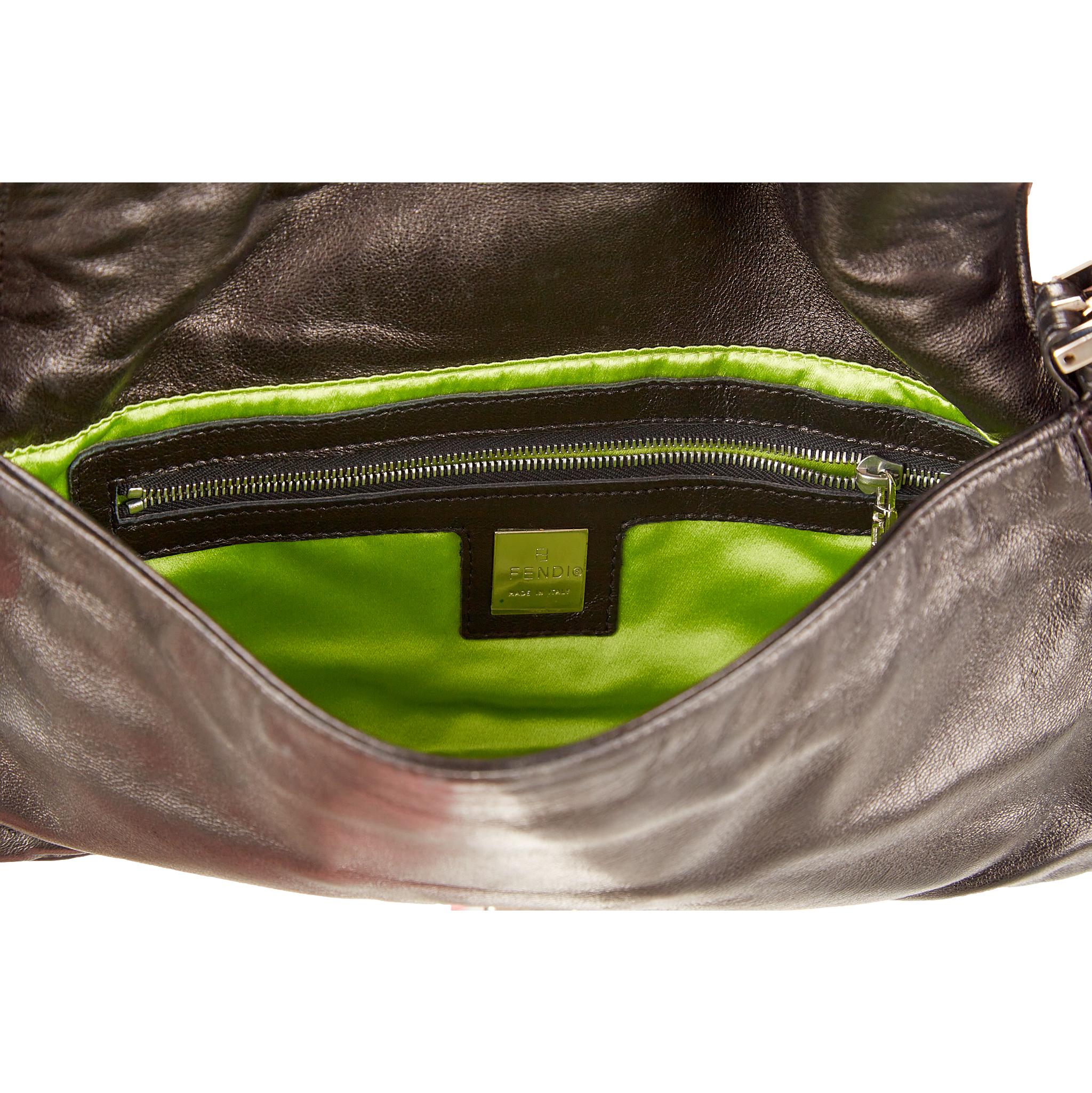 Fendi Black Leather Baguette - Image 4