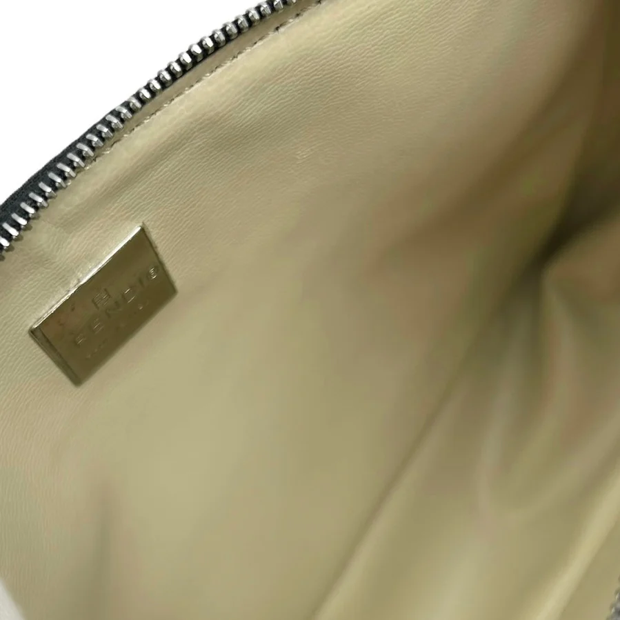 Fendi Black Logo Mini Shoulder Bag - Image 3