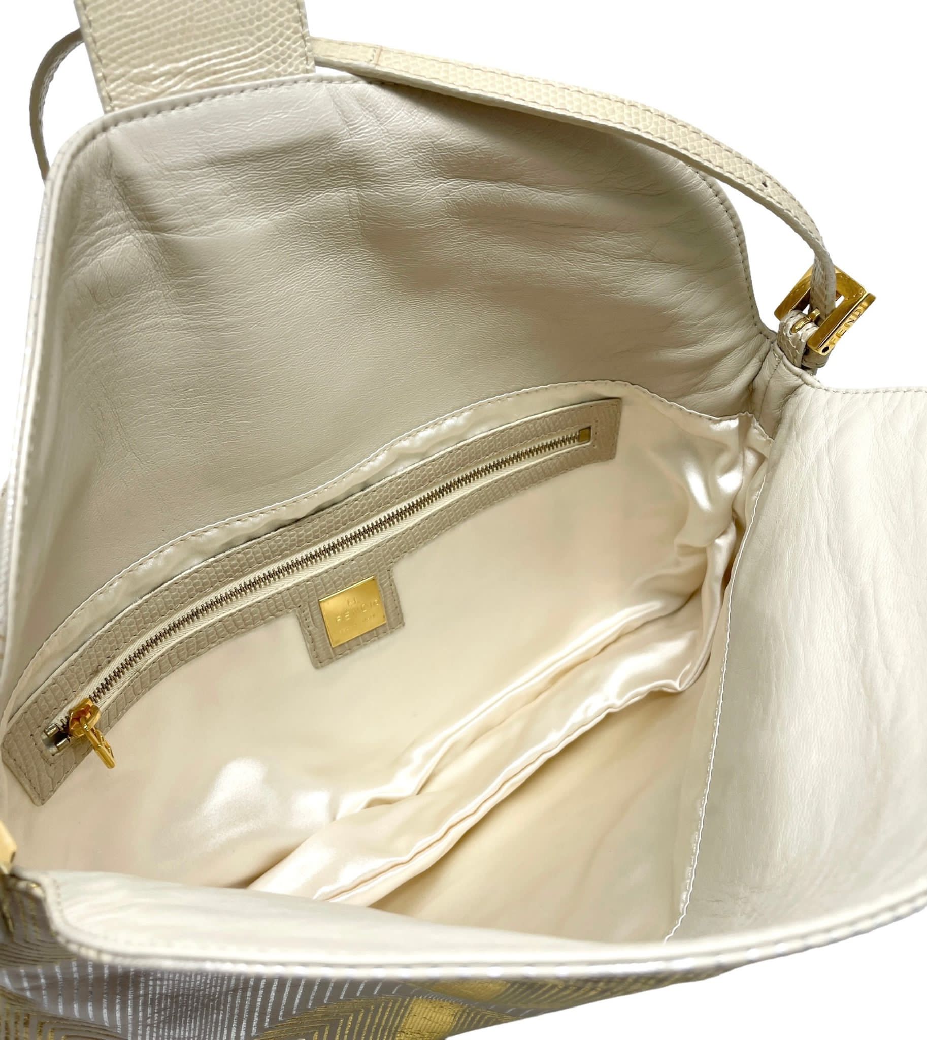Fendi Gold Textured Baguette - Image 4