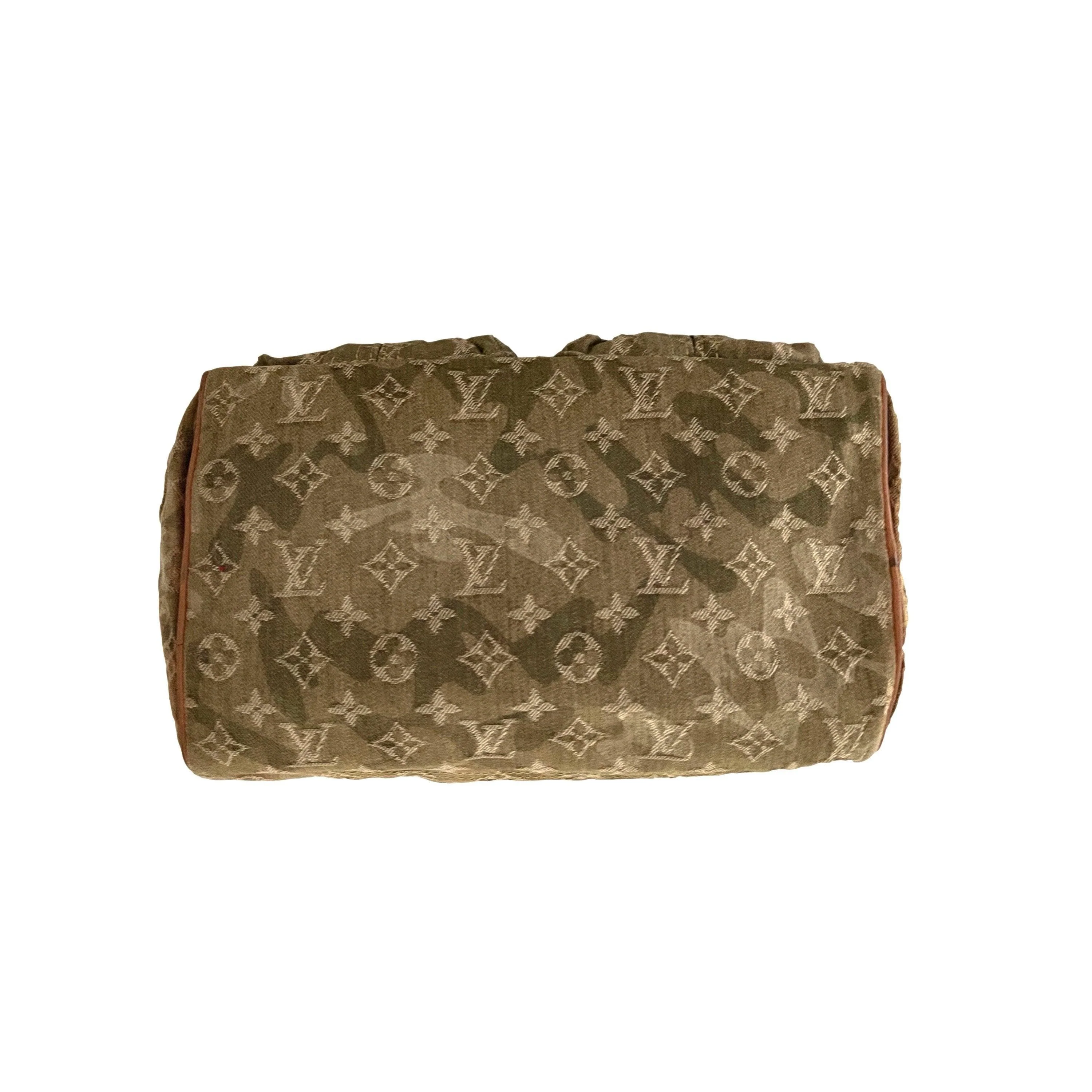 Louis Vuitton Green Camo Murakami Shoulder Bag - Image 2