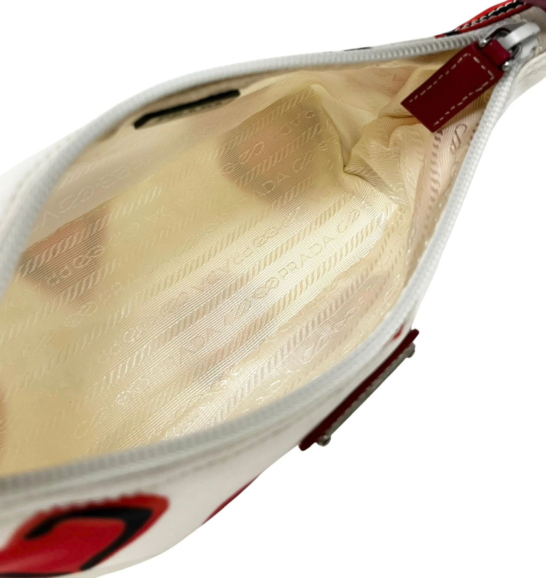 Prada White Heart Nylon Shoulder Bag - Image 3
